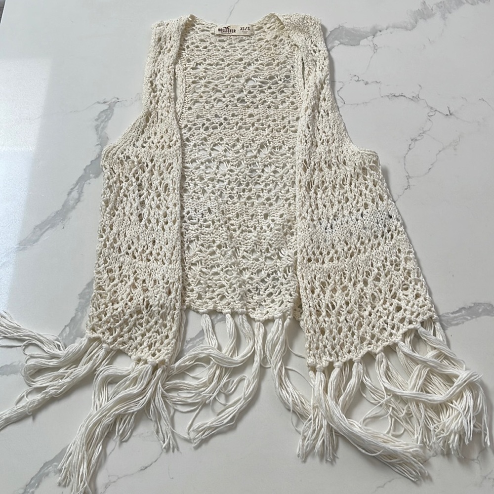 Hollister fringed croquet over. XS/S